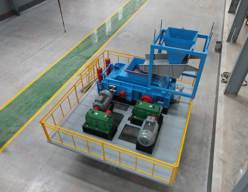 玄武岩对辊破碎机