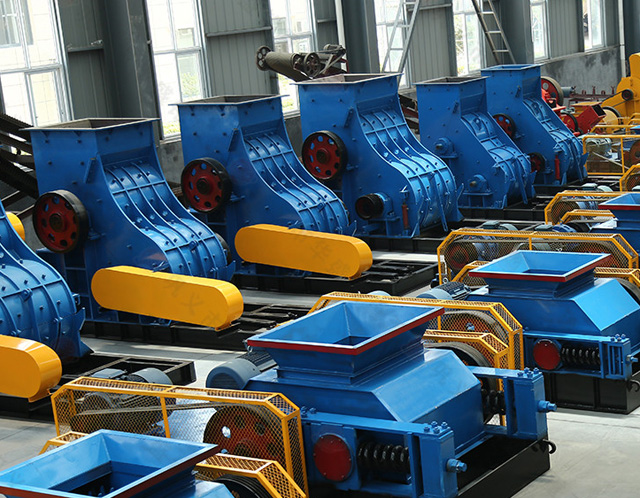 双级无筛底粉碎机,双级破碎机机厂家,双级粉碎机价格,双级锤式破碎机 双级无筛底粉碎机,双级破碎机机厂家,双级粉碎机价格,双级锤式破碎机